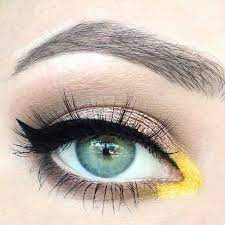 Lagrimal Amarillo Maquillaje Ojos Azules Maquillaje De Ojos Artistico Maquillaje De Ojos Creativos