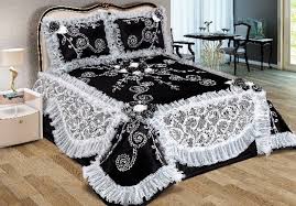 Luks Yatak Seti Recherche Google Camas Decoraciones De Dormitorio Colchas