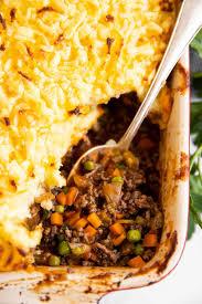 Ingredients 2 pounds ground beef (for cottage pie) or lamb (for shepherd's pie). Homemade Shepherd S Pie Recipe With Tips To Make It Perfect