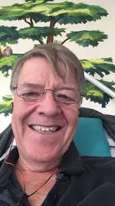 Morning dialysis session. Spotify is bloody awesome. I get so bored