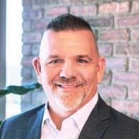 Douglas Sumner's Instagram, Twitter & Facebook