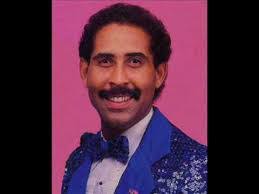 Elmer Hopper's Instagram, Twitter & Facebook