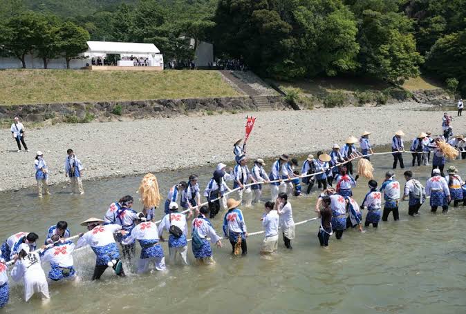愛子さまが伊勢市を訪問 お木曳行事に法被姿で参加も [写真特集1/23] | 毎日新聞