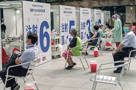 Jun 09, 2021 · 1.隨日本捐贈台灣224萬劑az疫苗、美國也援助250萬劑莫德納疫苗，國內7月1日起疫苗擴大接種。2.新冠疫苗已擴大到全民都免費施打，但由於劑量不足，指揮中心公布最新疫苗接種順位，65歲以上民眾也能在 Kpsm9awxvpphjm