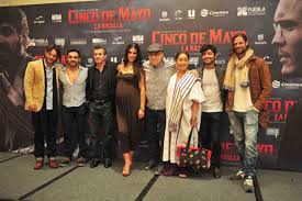 La batalla ofrece un vistazo a las vidas de algunos de los soldados que pelearon en la histórica y muy conocida batalla de puebla el 5 de en una de las batallas de la película, el ejército mexicano es atacado con munición trazadora, un tipo de balas que no se inventó hasta principios del. 5 De Mayo Pelicula