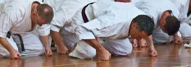ترجمة و معنى و نطق كلمة moderne (الإنجليزية <> العربية) | قاموس ترجمان , The Meaning Of Oss Osu When You Should Never Say It