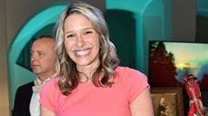 5,675 likes · 98 talking about this. Bude To Holcicka S Kluky To Moc Neumim Rika Tehotna Cernoskova Z Ct Idnes Cz