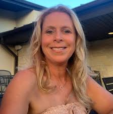 Neenah High School had four students honored this week by WLUK Fox 11 at  its "Best of the Class" ceremony at Lambeau Field in Green Bay.  Congratulations to Lexi Dorner, Lauren Linstedt,