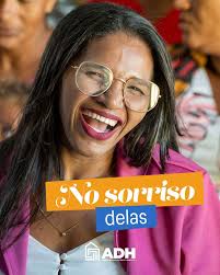 🎄✨ Natal de Sonho e Luz ilumina Teresina! A decoração natalina do Palácio  de Karnak e da Avenida Antonino Freire já encanta quem passa, trazendo o  tema “Natal Tradições”. As árvores iluminadas,