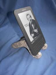 Adjustable Cardboard Kindle Stand Acks Kindle Stand Diy Phone Holder Create And Craft