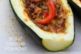 Courgettes Farcies Facon Pizza Boeuf Hache Poivrons Et Cheddar Recette Courgettes Farcies Recettes De Cuisine Recette Avec Courgette