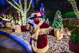San diego thanksgiving dinners and weekend events 2015. Behind The Thrills Seaworld San Antonio Christmas Celebration Opens With Festive Fun And Limited Capacity Behind The Thrills