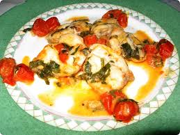 Si presta a svariate e gustose preparazioni, alla griglia, al forno, al cartoccio, stufata in padella con pomodoro ed erbe aromatiche, al. Medaglioni Di Coda Di Rospo Con Pomodorini Con La Sicilia Nel Cuore