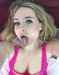 Carty aka Cartyti OnlyFans - Du u like to see how I take this dress off and  tease u or how I take my bra off too hot topless - Fetish-themed Porn