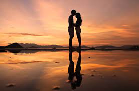 Perfect romantic love between people: Why You Miss Your True Love