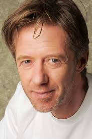 Český thriller se natáčel na islandu a štáb si musel poradit s řadou překážek. Actor Age Check How Old Was Vitezslav Jandak In Copak Je To Za Vojaka