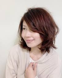 品良く若く見える 40代 50代のためのヘアカタログ 長さ別 3ページ目 ヘアスタイリング ヘアスタイル ロング 髪型