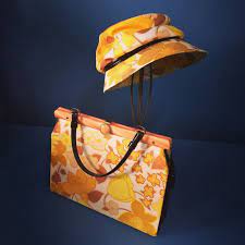Reserved For Gary Gorgeous Bakelite Trimmed Purse Etsy Purses Bakelite Vintage Bags