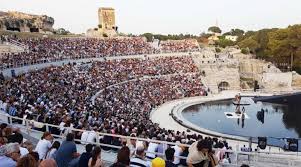Differenza tra guelfi bianchi e neri. Il Mondo In Italia Il Teatro Greco Di Siracusa E Di Epidauro Patrimoni Unesco Weekend Premium