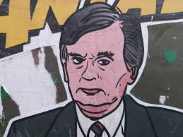 Holmi miniszterelnök halála engem nem hatott meg akkor, elkezdtem hisztizni hogy a dáktélszt akarom, de a. Untitled A Kacsamesek Megszakitasa A Kacsamesek