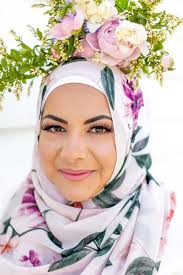 Amanda Saab's Instagram, Twitter & Facebook