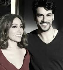 Zerrin Tekindor Ve Burak Ozcivit Actores Celebridades Novelas