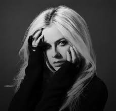 Avril lavigne dominated the pop punk scene in the early 2000s but then, a struggle with lyme home stories inspiring celebrities what happened to avril lavigne? Avril Lavigne October 24 2020 Livestream The Montrealer