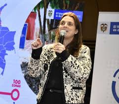 La paciente estuvo por más de dos semanas en una unidad de cuidados intensivos de una. Una Nueva Opcion De Capacitarse Tienen Los Guajiros La Guajira Hoy Com