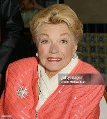 13 Esther Tran Le Stock Photos, High-Res Pictures, and Images