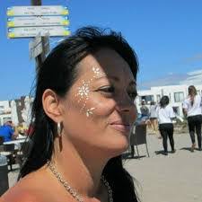 Tammy Mckenzie's Instagram, Twitter & Facebook