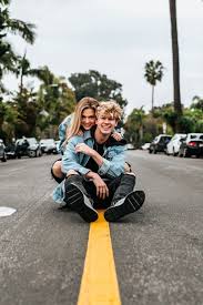 They could be here looking for nsa relationship (no strings attached), fwb relationship (friends with. 43 Sdc Lifestyle Ideas Lifestyle Half Bun Hairstyles Indoor Engagement Photos
