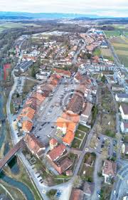 Sommerferien 21 (6 wochen) fr 2.7. Aarberg Fototapete Fototapeten Historischen Innenstadt Stadtzentrum Myloview De