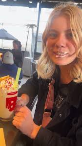 #foryoupage #altoonapa #burgatory #ithinkilikethislittlelife