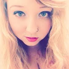 Stephani Adels's Instagram, Twitter & Facebook