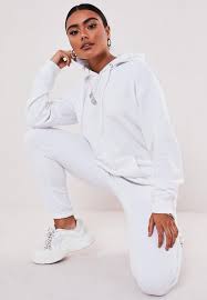 White Hoodie And Joggers Co Ord Set In 2021 White Hoodie Hoodie Outfit Casual Winter Fashion Looks