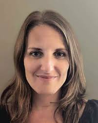 Beth Purdy's Instagram, Twitter & Facebook