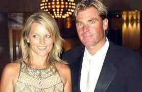 With warne confused about where the story was heading kerry o keeffe was quick to add and she told me she was my wife! Shane Warne Admits Split From His Ex Wife Cricket News India Tv