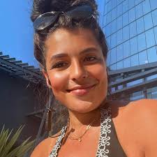 Who is the better singer, Adam David or Kolby Cordell?