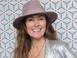 Siobhan Mcgrath's Instagram, Twitter & Facebook