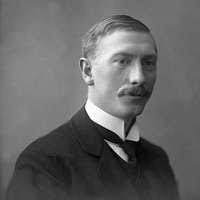 Henry Pomeroy Davison, half-length portrait, facing slightly left]