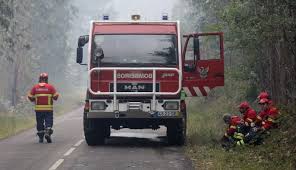 Vê num mapa o estado dos incêndios florestais em portugal. Cerca De Mil Bombeiros Combatem Varios Fogos Em Portugal Zap