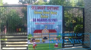 Kali ini karena kebetulan sekali ada job tentang desain banner selamat datang tim asesor akreditasi yang kebetulan malem ini sekalian saya sobat yang lagi cari desain seputar desain ini,,, dan bagi yang bingung cara bikinnya bisa ko lihat lagi di postingan kami cara bikin banner even di coreldraw. Samin News Disambut Ucapan Selamat Datang Murid Baru Sd Dan Smp Belum Juga Datang