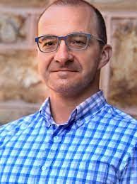 Seth Perry's Instagram, Twitter & Facebook