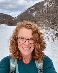 I decided I loved the yellow in some of the other paintings in this series  so I added some yellow to this one. It's now complete. #abstractart  #collage #mixedmedia #mixedmediaart #art #painting #