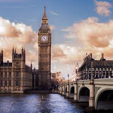 We have reviews of the best places to see in london. London A History History