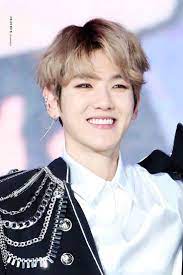 He looks better than i thought he would.he reminds me of ji chang wook somehow. Baekhyun Gets First Solo Top Trends Minutes After Chingu To The World