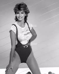 He made this huge fortune through his commitment in singing. 24 Top Photos Of Markie Post Ranny Gallery