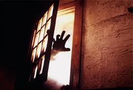 24 Halloween Cocktails That Are Hauntingly Good Best Ghost Stories Scary Movies Scary Documentaries