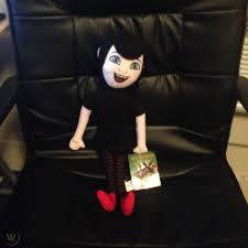 After mavis weds jonathan and baby dennis arrives, dracula looks for proof that his grandson is a vampire and needs to remain in transylvania. 18 New Jumbo Hotel Transylvania 2 Mavis Kellytoy Plush Nwt 1787162248