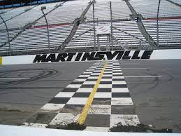 Hence, most people who aren't fans are hard pressed to become fans also, as a final tidbit, the reason why the tracks are mostly ovals where they just turn left, is primarily for the fan experience. Img 2600 Jpg 3 264 2 448 Pixels